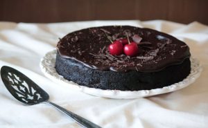 keik-cake-chocolate-sokolatas-me-tria-ilika-eukolo-grigoro-diatrofi-eisaimonadikigr