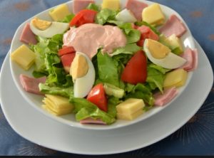 salata-tou-chef-sintagi-laxanika-ilika-diatrofi-salates-eisaimonadikigr